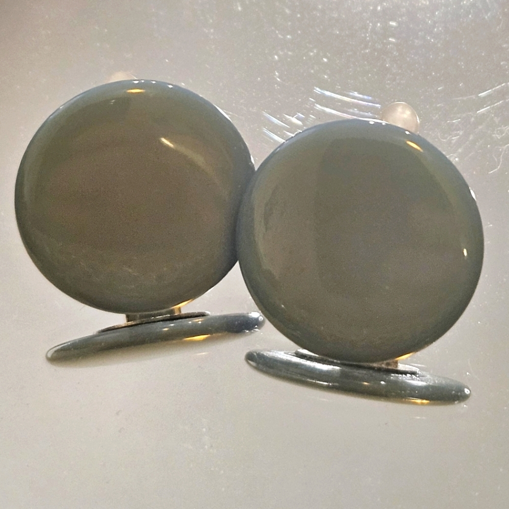 Vintage Classic Circle Clip On Earrings